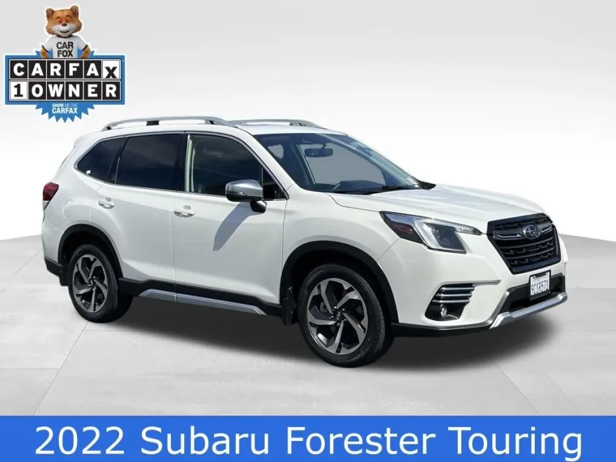 2022 Subaru Forester Touring photo 1