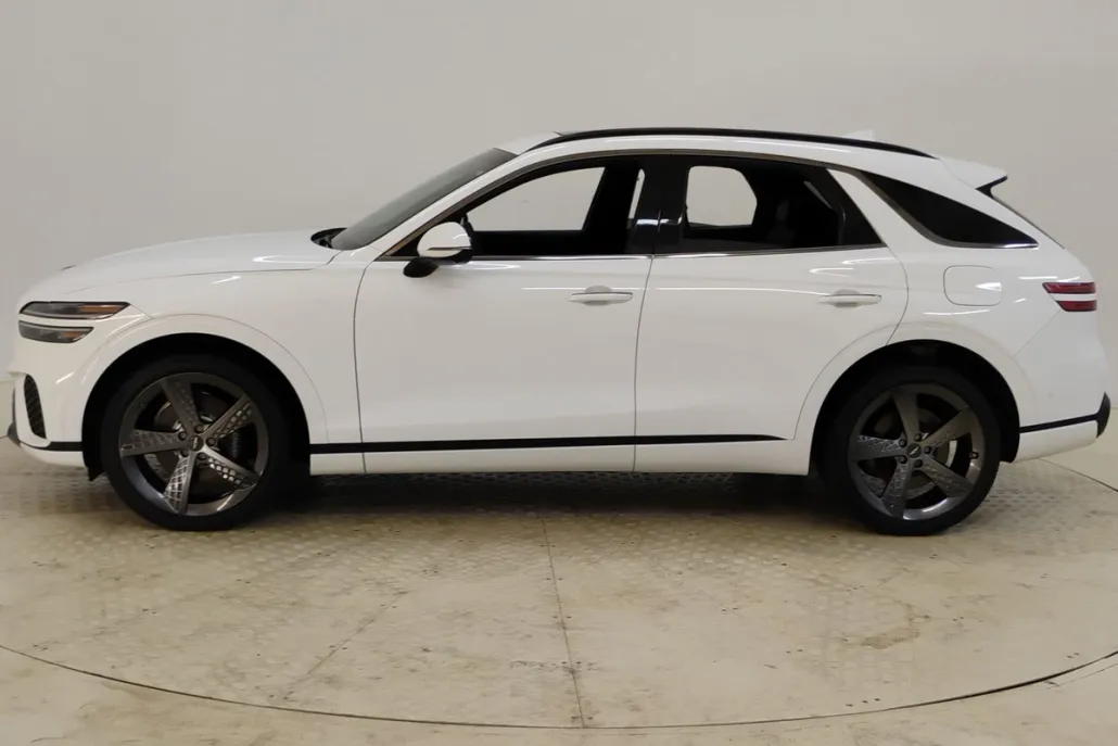 2025 Genesis GV70 3.5T Sport Advanced photo 1