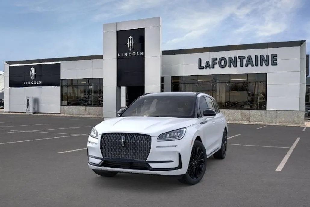 2025 Lincoln Corsair Premiere photo 1