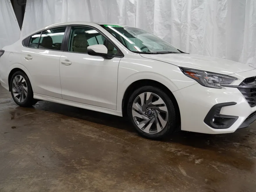 2025 Subaru Legacy Limited photo 1