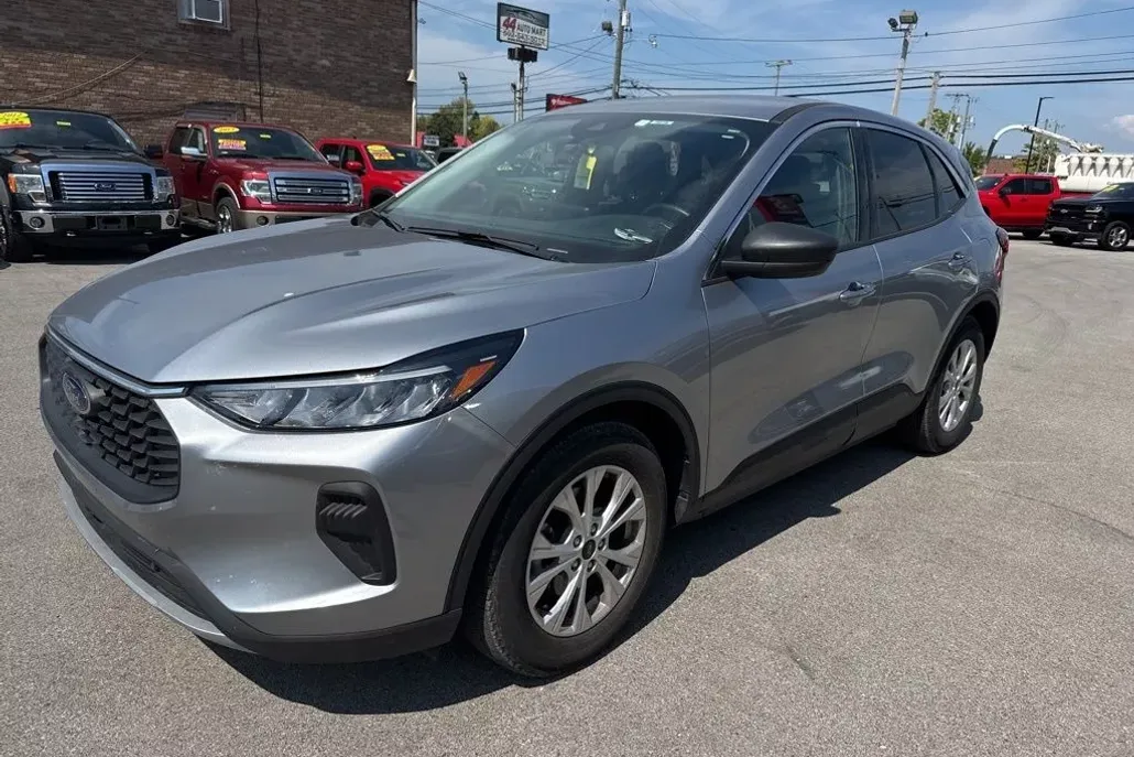 2023 Ford Escape Active photo 1