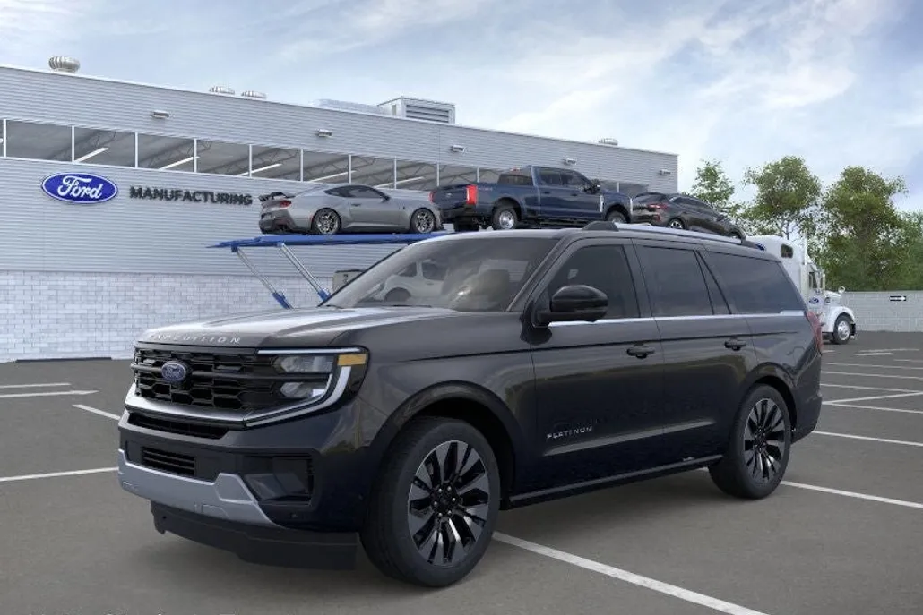2025 Ford Expedition Platinum photo 1