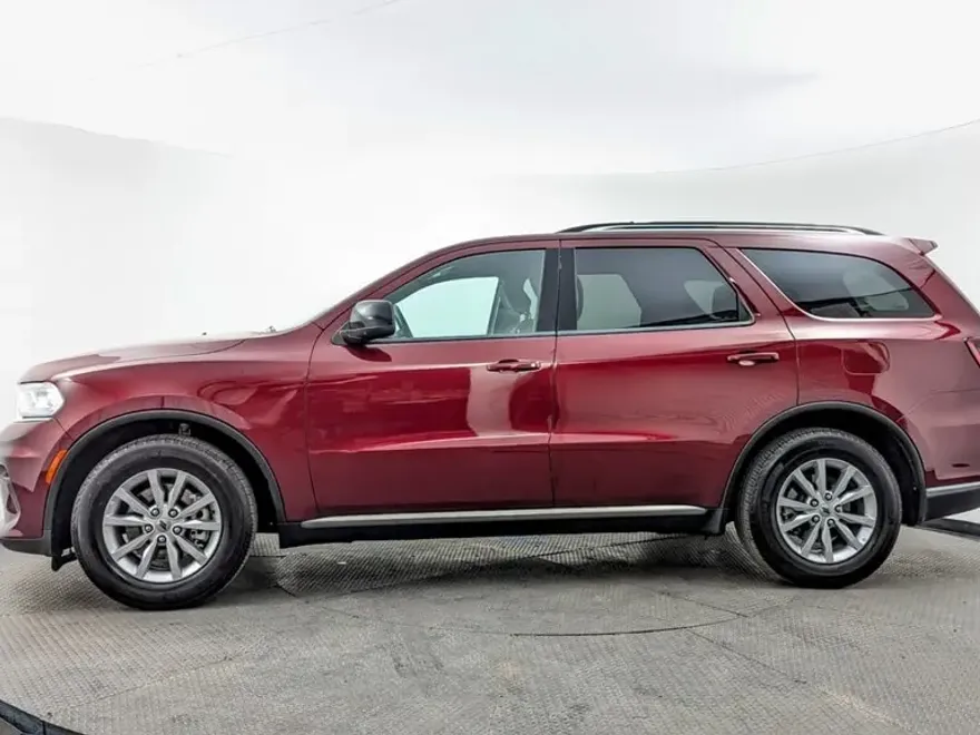 2023 Dodge Durango SXT photo 1
