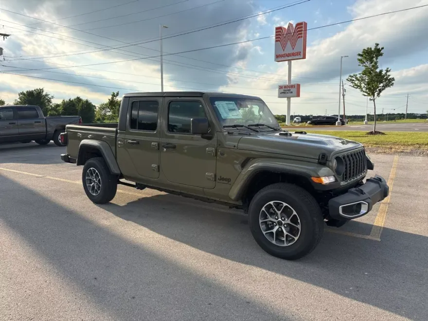 2025 Jeep Gladiator Sport photo 1
