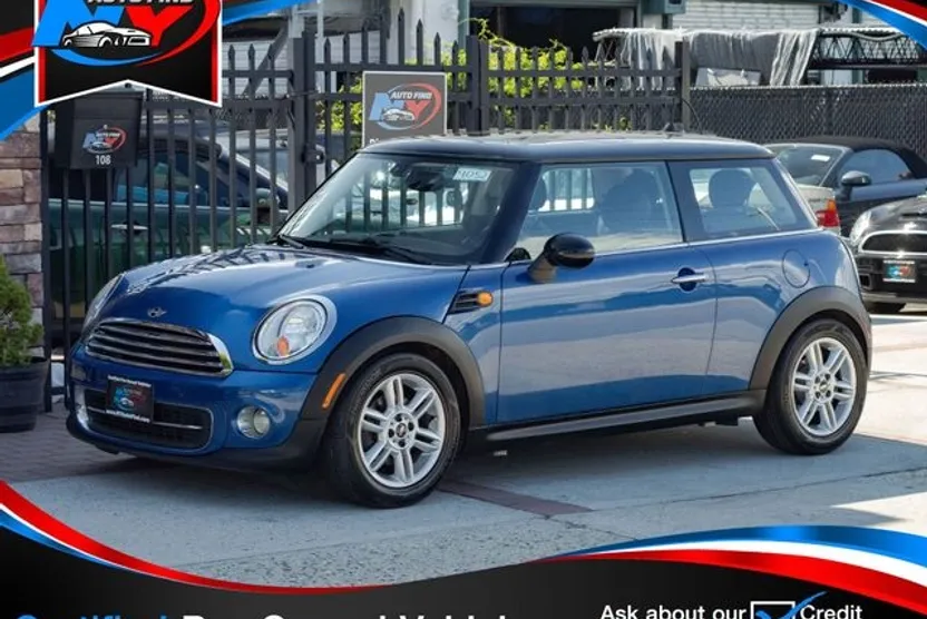 2012 Mini Cooper Hardtop photo 1