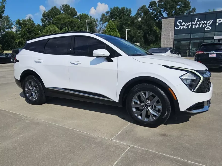 2023 Kia Sportage SX photo 1