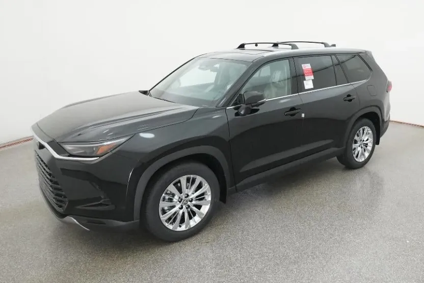 2026 Toyota Grand Highlander Platinum photo 1