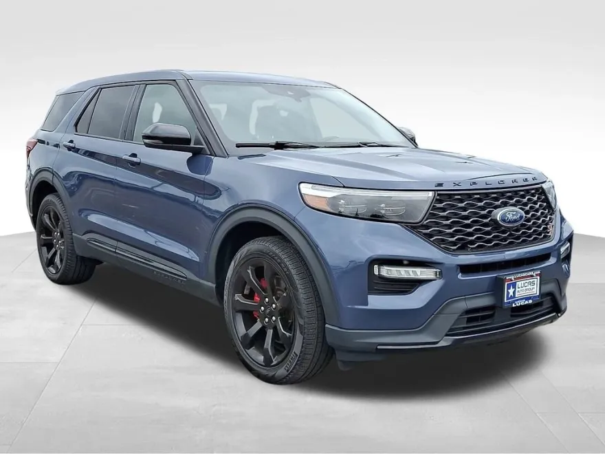 2021 Ford Explorer ST photo 1