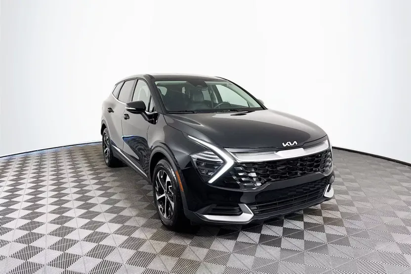 2025 Kia Sportage EX photo 1