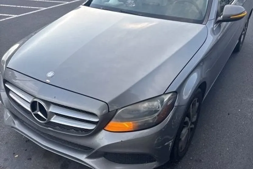 2016 Mercedes Benz C 300 photo 1