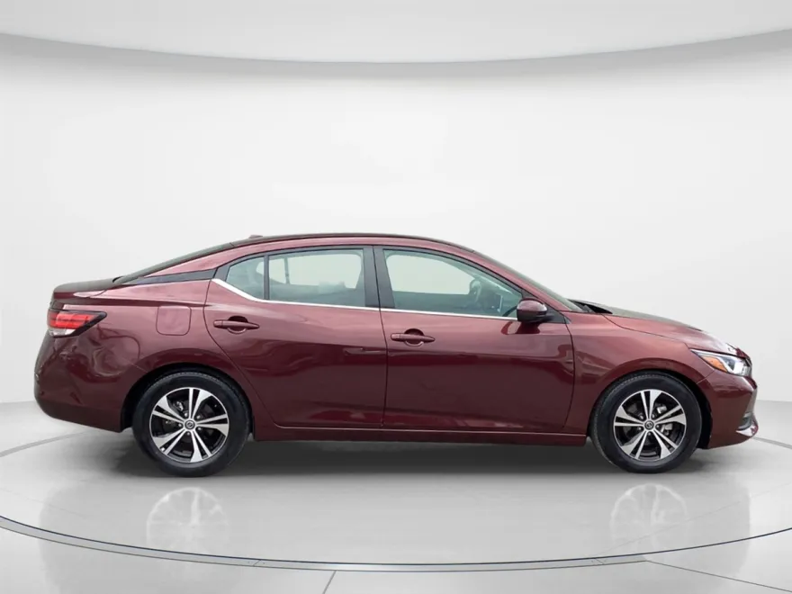 2024 Nissan Sentra SV photo 1
