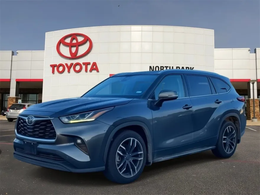 2020 Toyota Highlander Limited photo 1