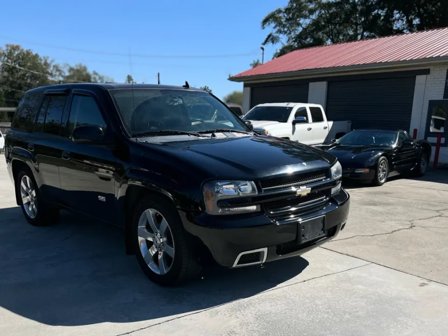 2007 Chevrolet Trailblazer photo 1