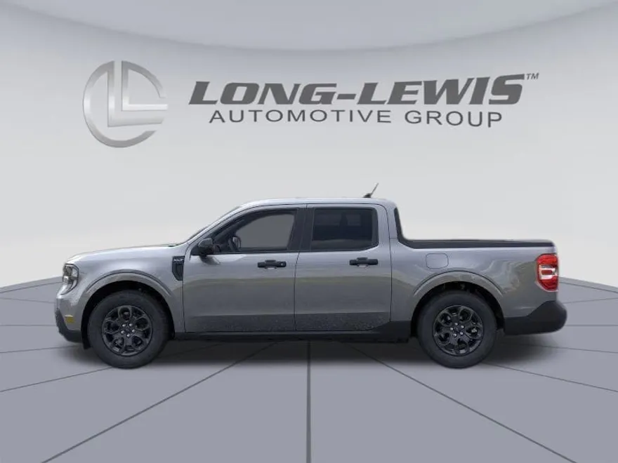 2025 Ford Maverick XLT photo 1