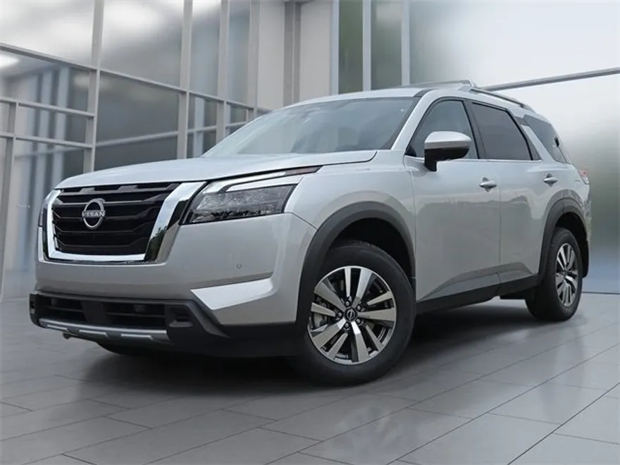 2025 Nissan Pathfinder SL photo 1