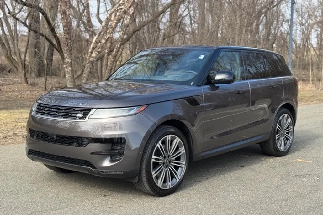 2025 Land Rover Range Rover Sport SE photo 1