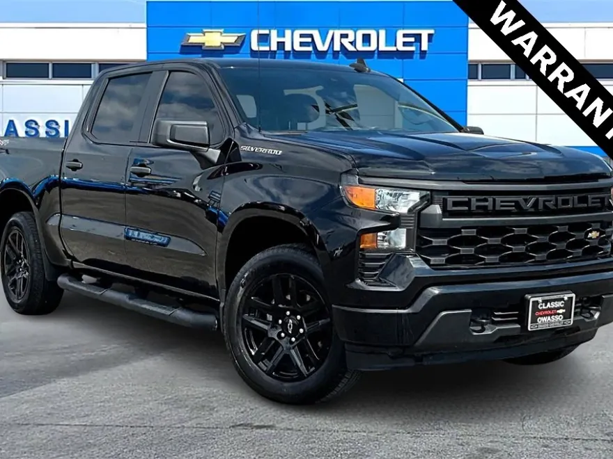 2023 Chevrolet Silverado 1500 Custom photo 1