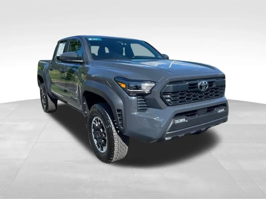 2024 Toyota Tacoma TRD Off-Road photo 1