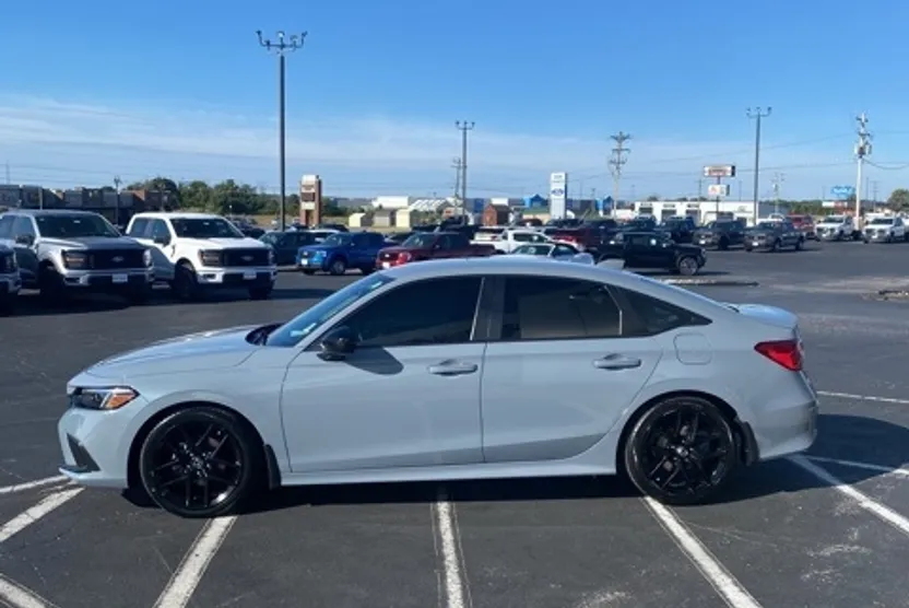 2023 Honda Civic Sport photo 1