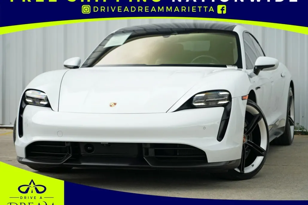 2020 Porsche Taycan Turbo S photo 1