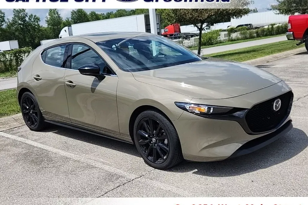 2024 Mazda Mazda3 2.5 Carbon Turbo Hatchback photo 1