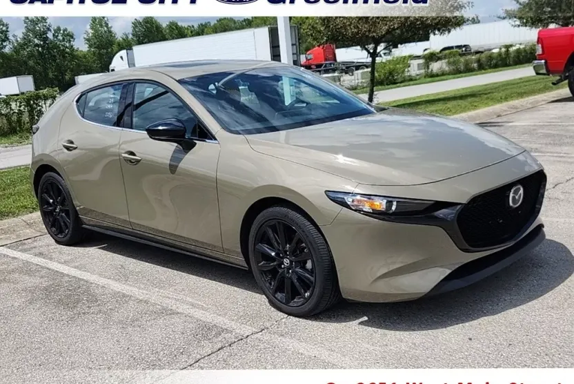 2024 Mazda Mazda3 2.5 Carbon Turbo Hatchback photo 1