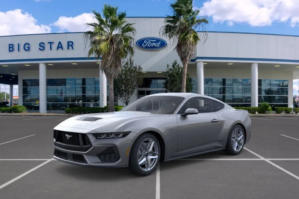 2025 Ford Mustang GT photo 1