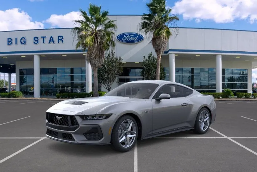 2025 Ford Mustang GT photo 1