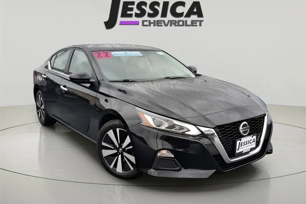 2022 Nissan Altima 2.5 SV photo 1