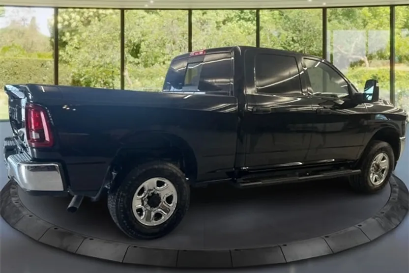 2025 Ram 2500 Tradesman photo 1