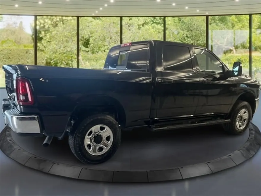 2025 Ram 2500 Tradesman photo 1