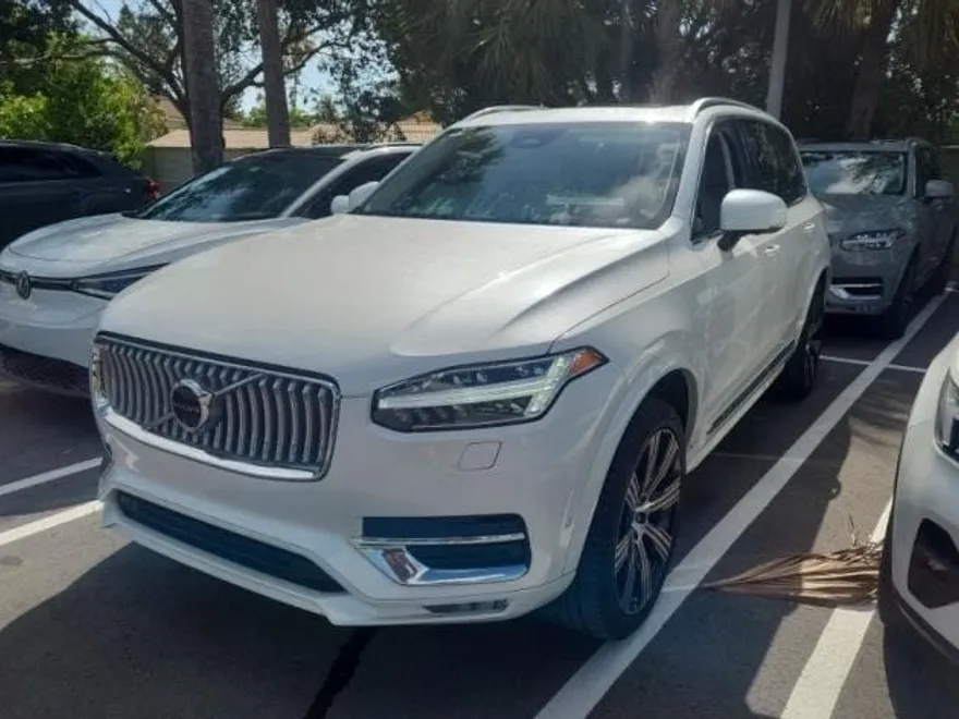 2024 Volvo XC90 Ultimate photo 1