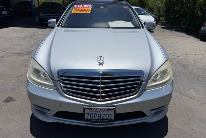 2011 Mercedes Benz S 400 Hybrid photo 1