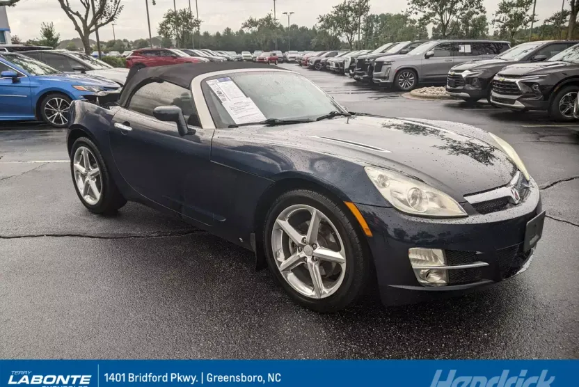 2007 Saturn Sky Convertible photo 1