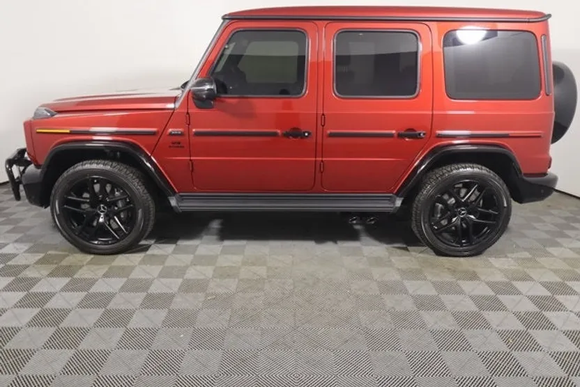 2025 Mercedes Benz G AMG 63 photo 1