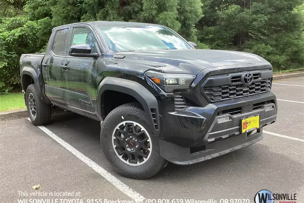 2025 Toyota Tacoma TRD Off-Road 4x4 Double Cab photo 1