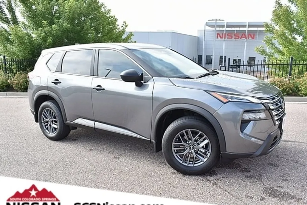 2026 Nissan Rogue S photo 1