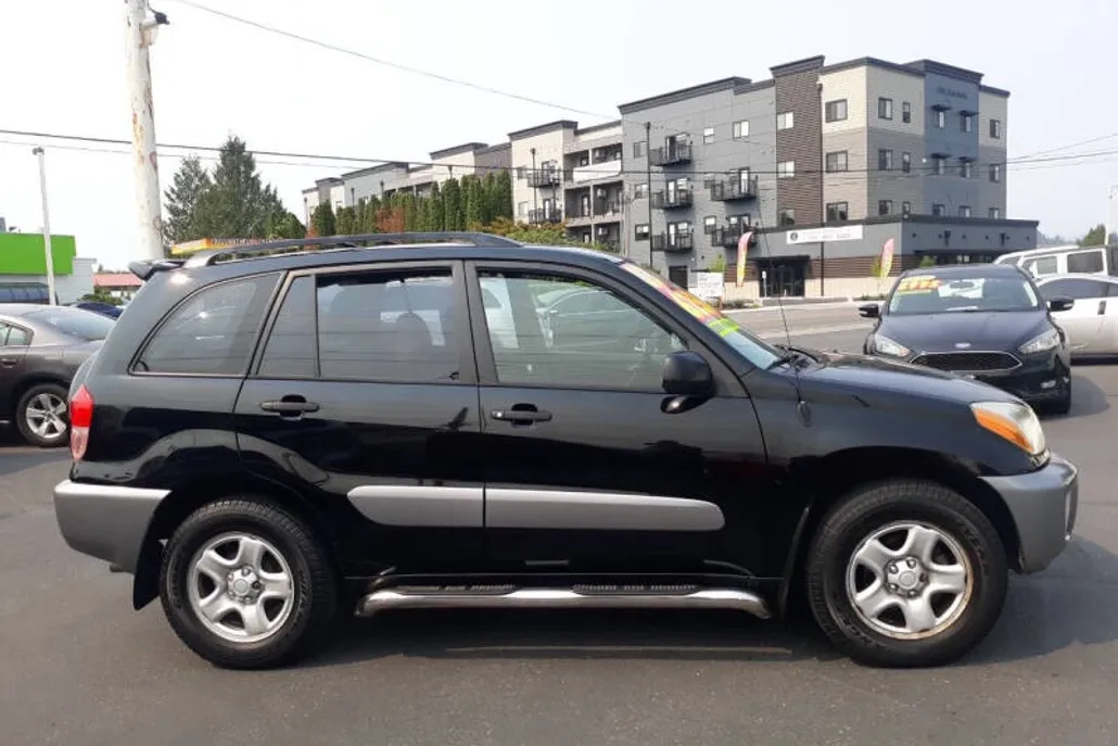 2003 Toyota RAV4 photo 1