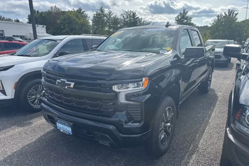 2025 Chevrolet Silverado 1500 RST photo 1