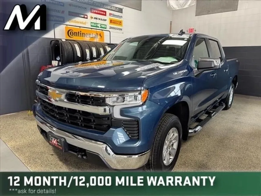 2024 Chevrolet Silverado 1500 LT photo 1