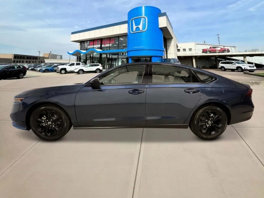 2025 Honda Accord SE photo 1