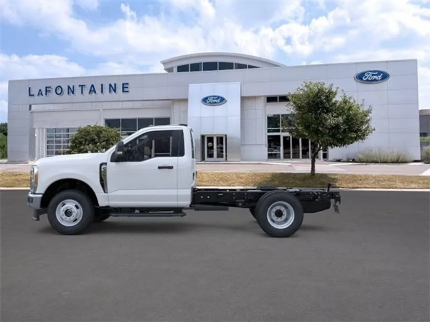 2026 Ford F-350 photo 1