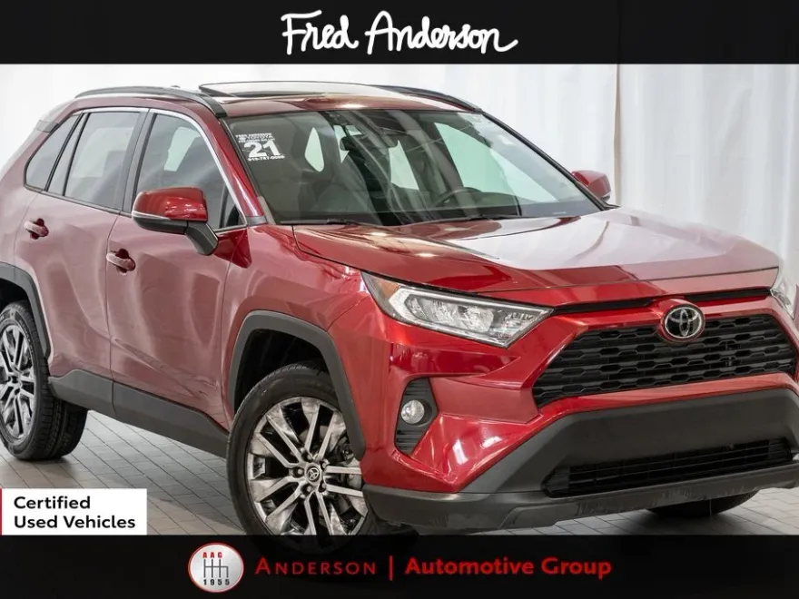 2021 Toyota RAV4 XLE Premium photo 1