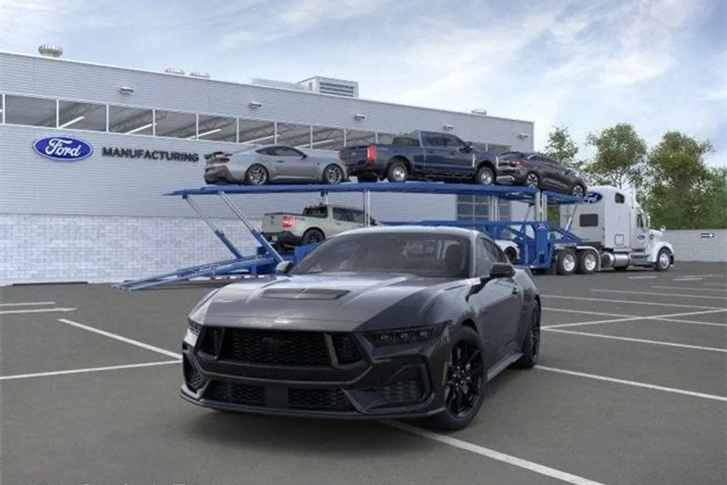 2025 Ford Mustang GT Premium photo 1