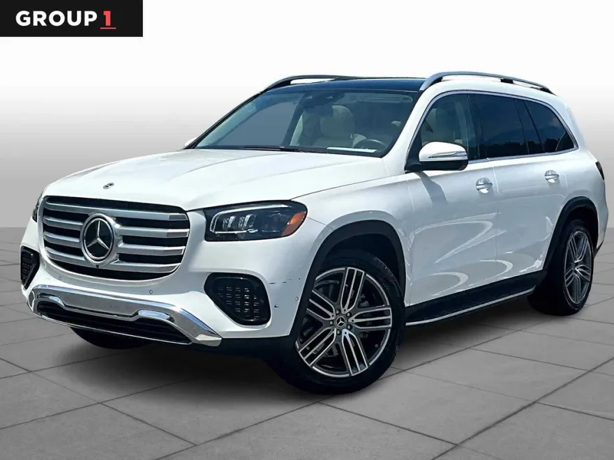 2025 Mercedes Benz GLS 450 4MATIC photo 1