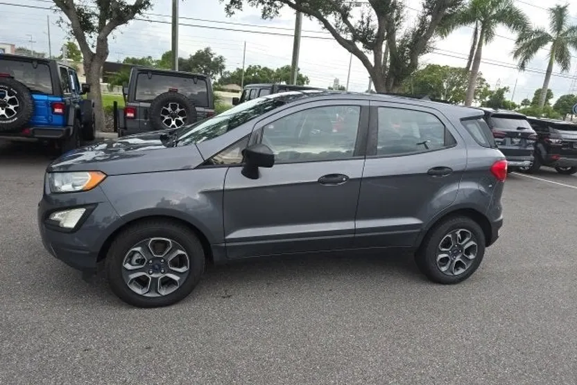 2021 Ford EcoSport S photo 1