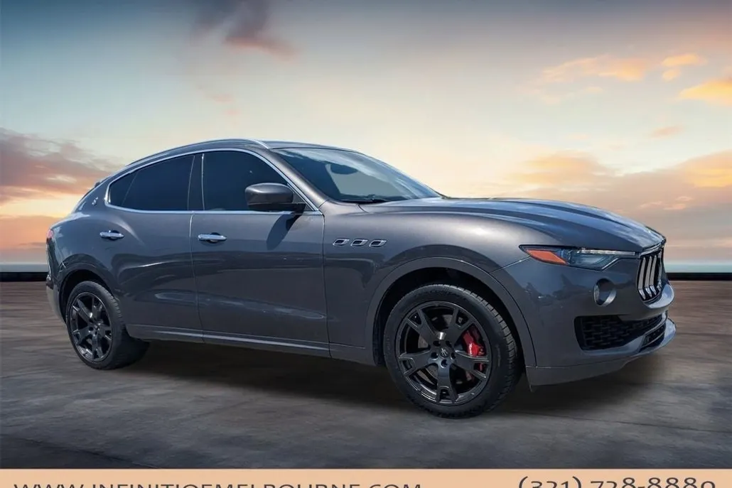 2019 Maserati Levante S photo 1