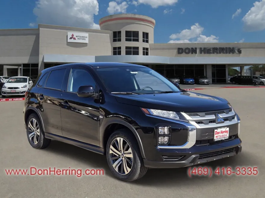 2024 Mitsubishi Outlander Sport ES photo 1