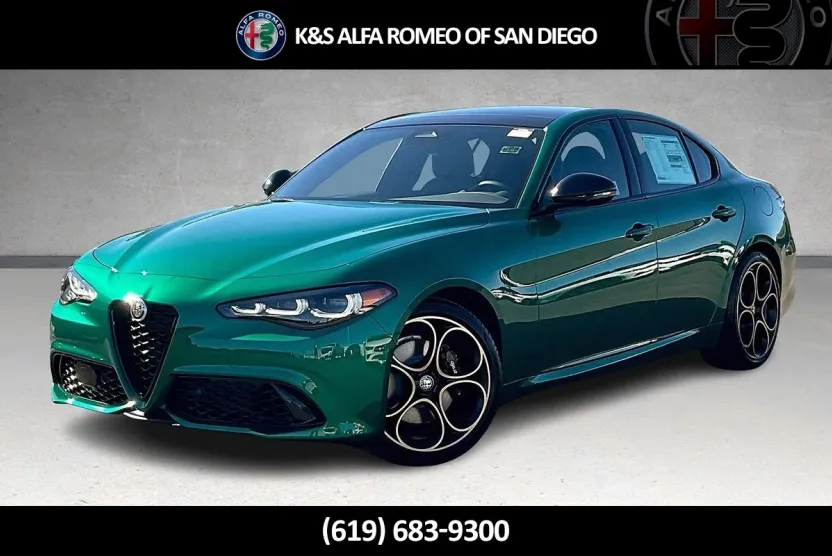 2025 Alfa Romeo Giulia SPRINT photo 1