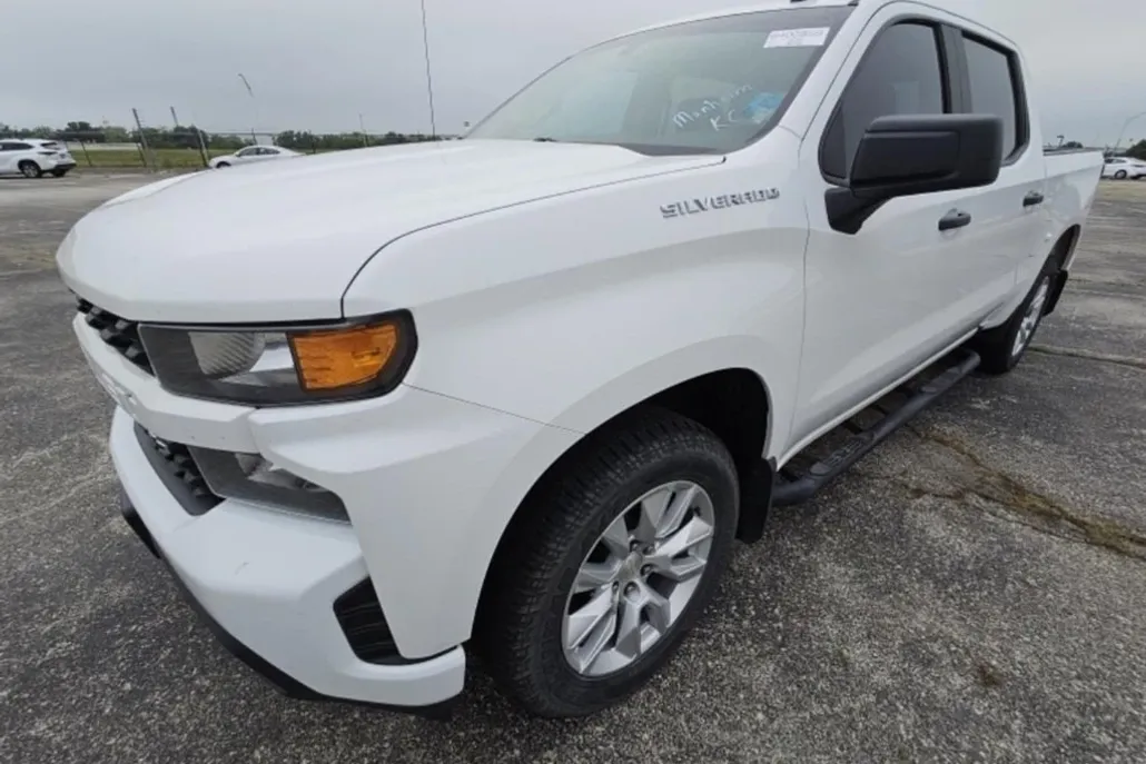 2021 Chevrolet Silverado 1500 Custom photo 1